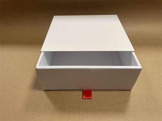 ढक्कन के साथ खोखले कार्डबोर्ड उपहार बॉक्स